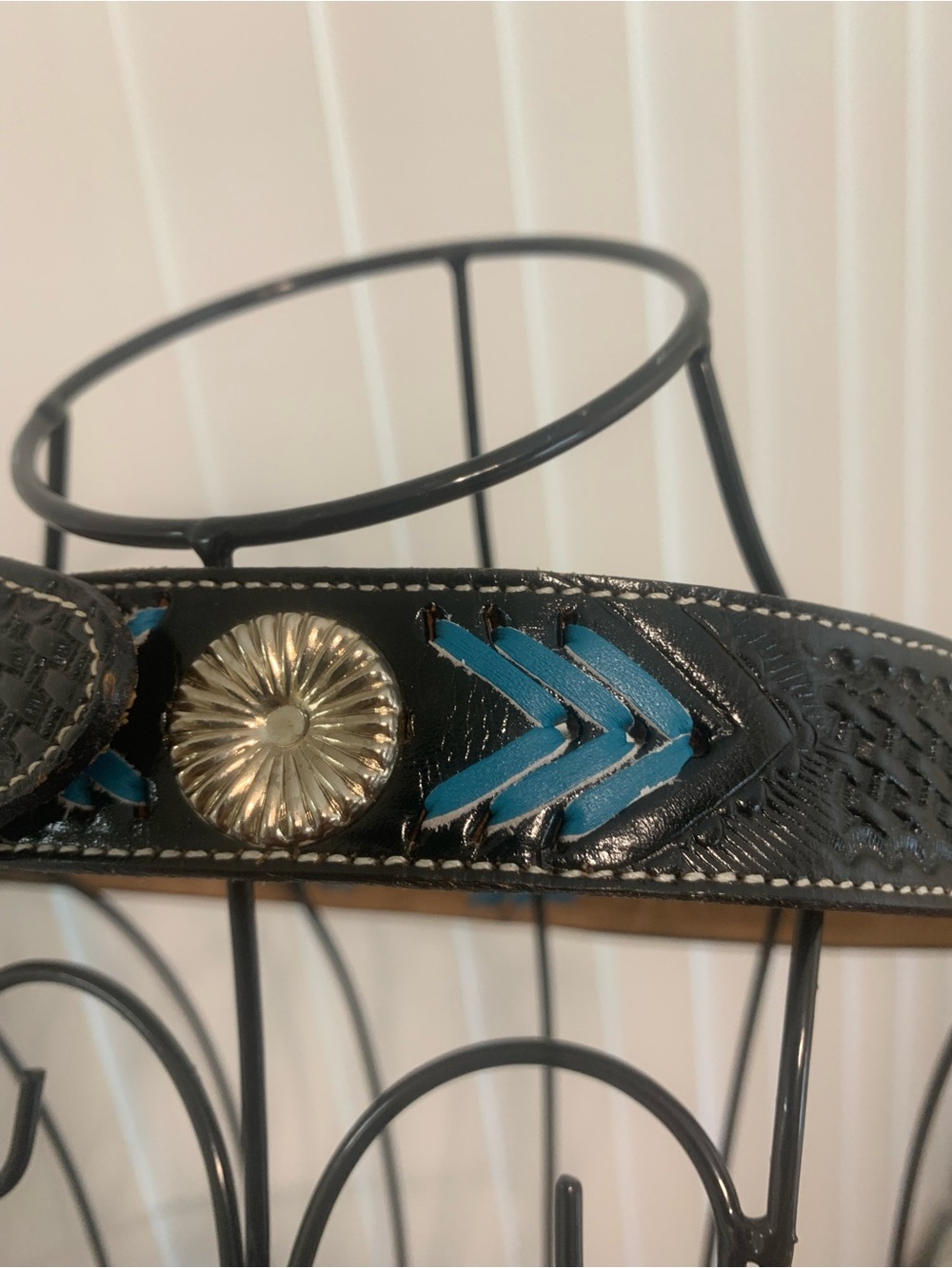 Black Leather Women's Belt with Turquoise leather and Concho Accent - Picture 6 of 7